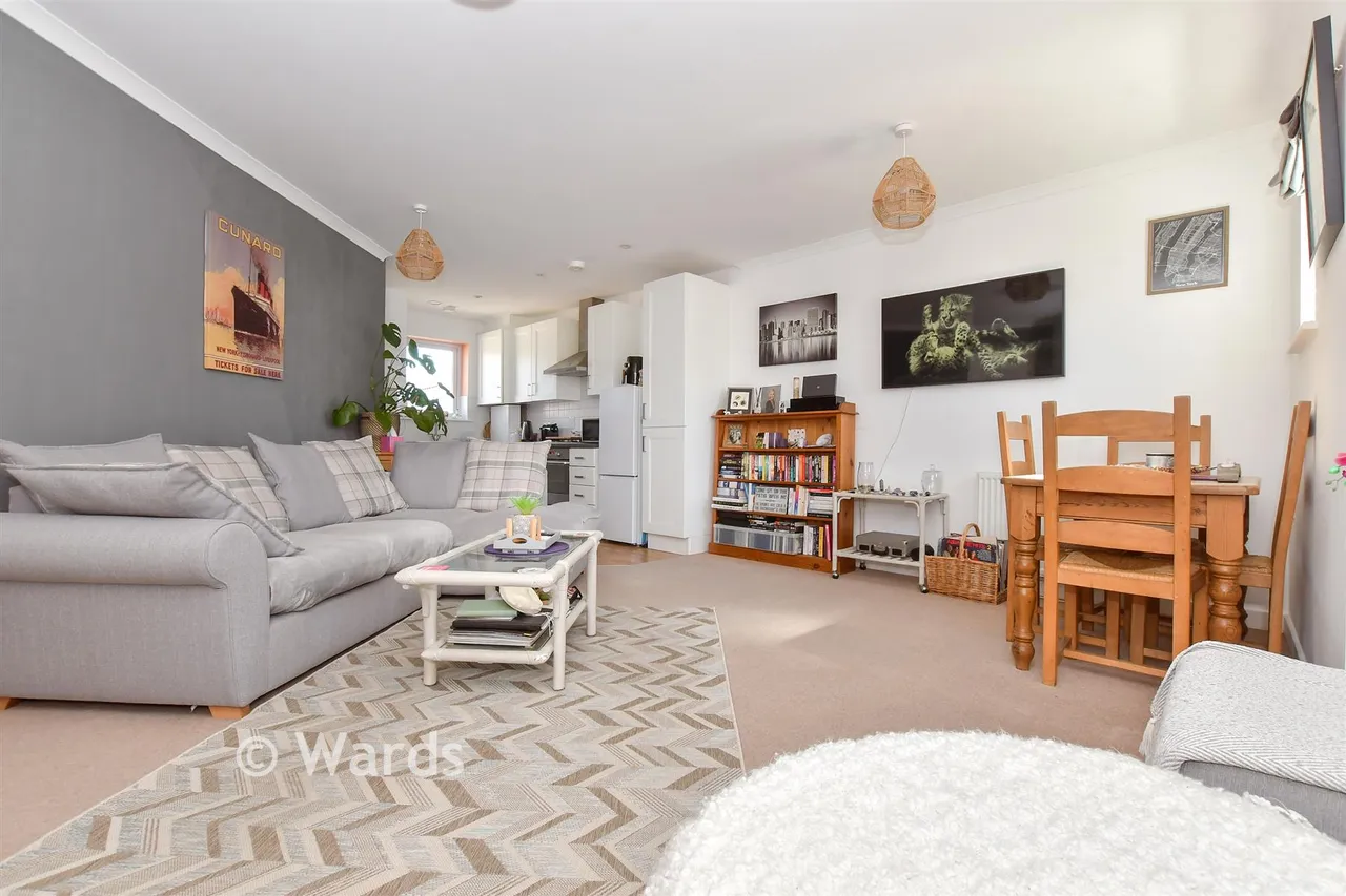 Palmer Drive, Hythe, CT21, photo 3