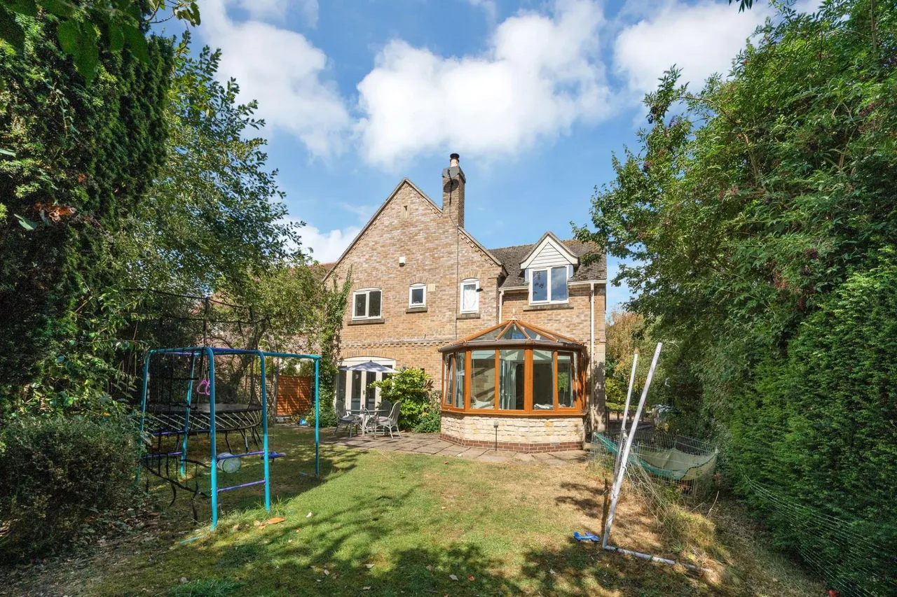 Willow Close, Whissendine, LE15, photo 9