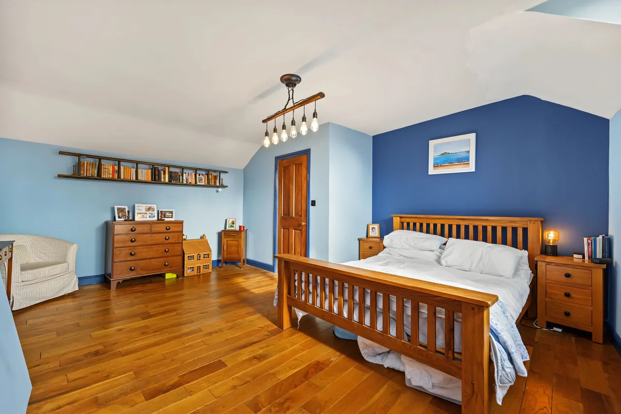 Main Street, Ashley, LE16, photo 13
