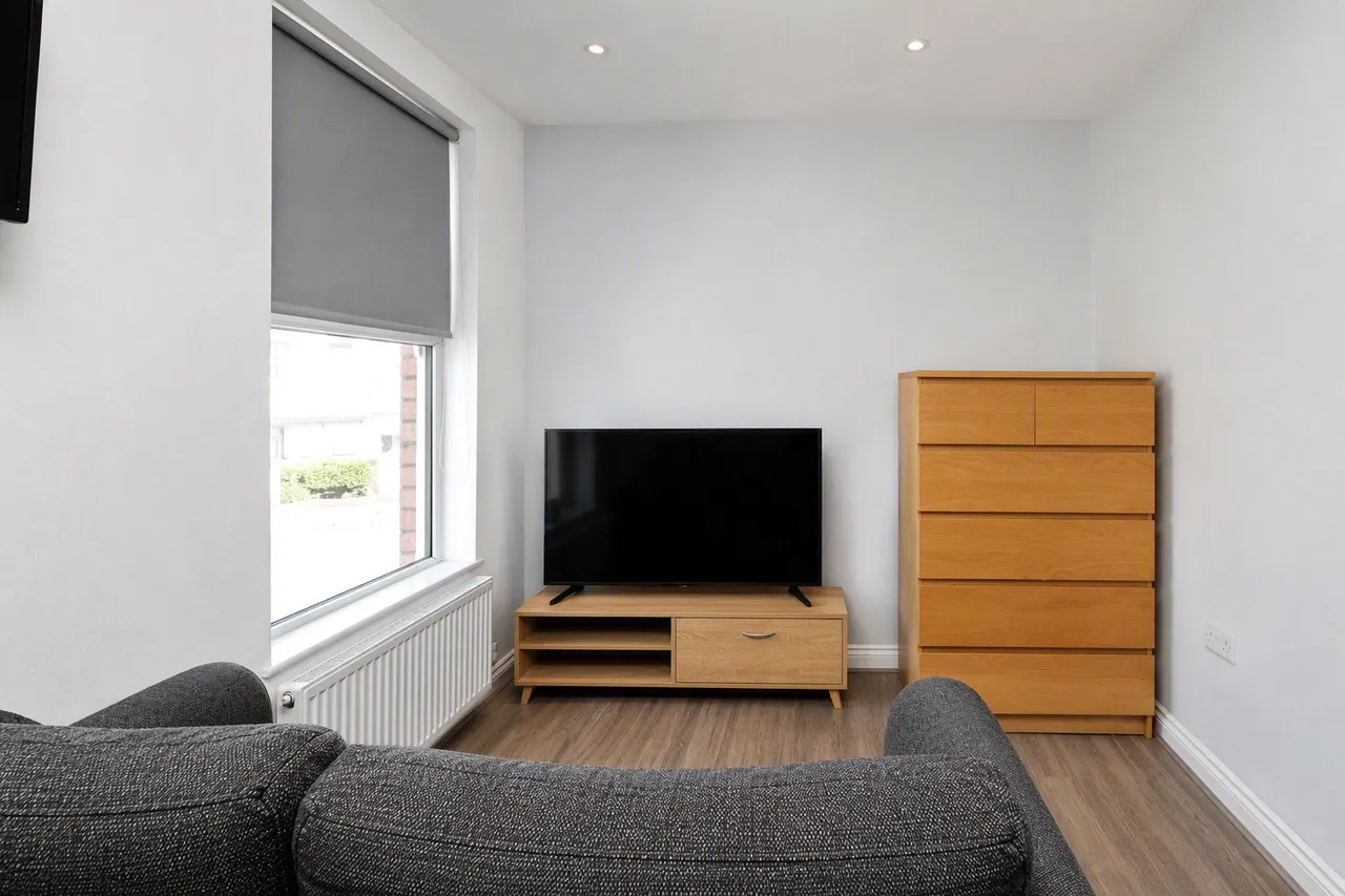 Calton Avenue, Liverpool, L18, photo 16