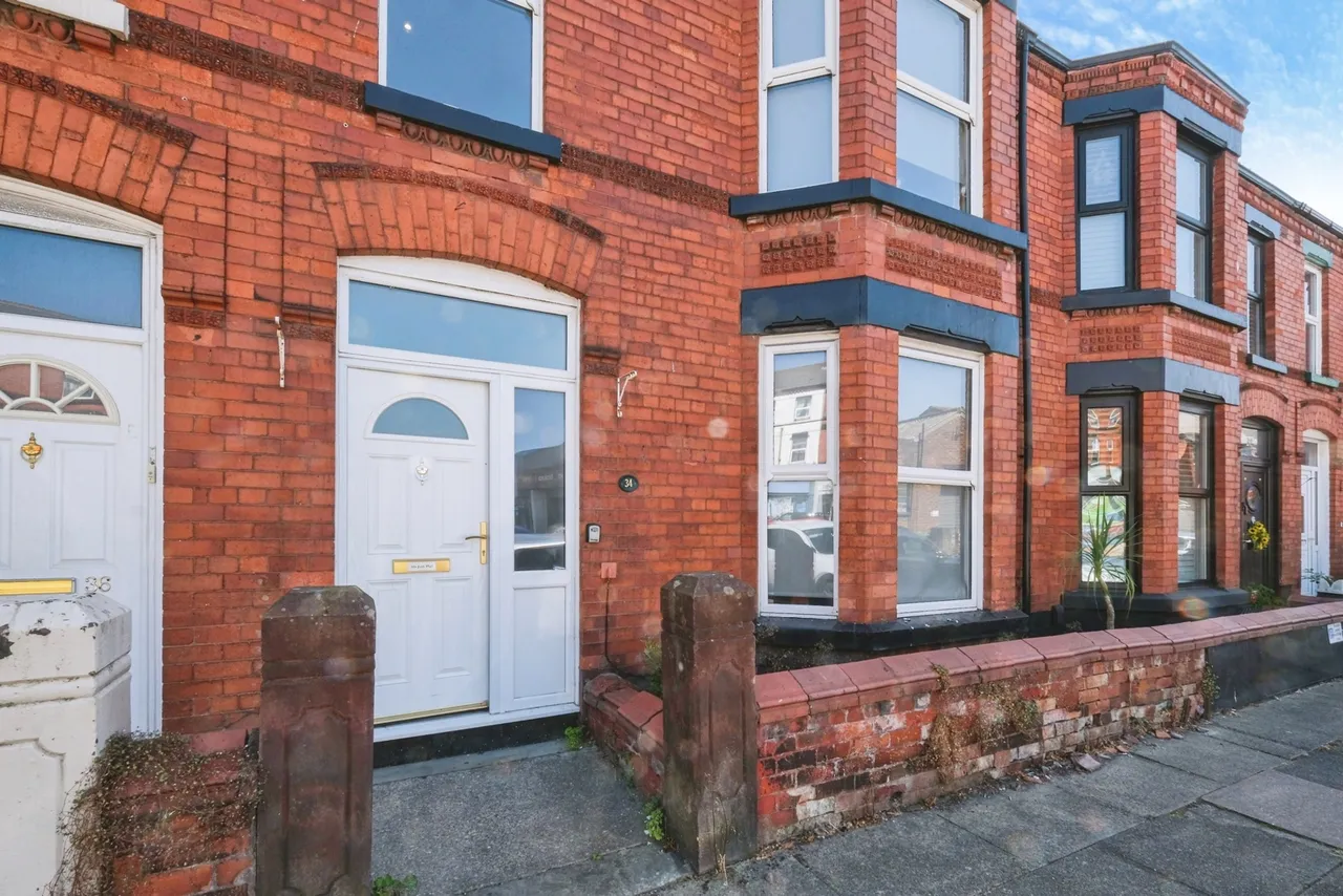 Calton Avenue, Liverpool, L18, photo 2