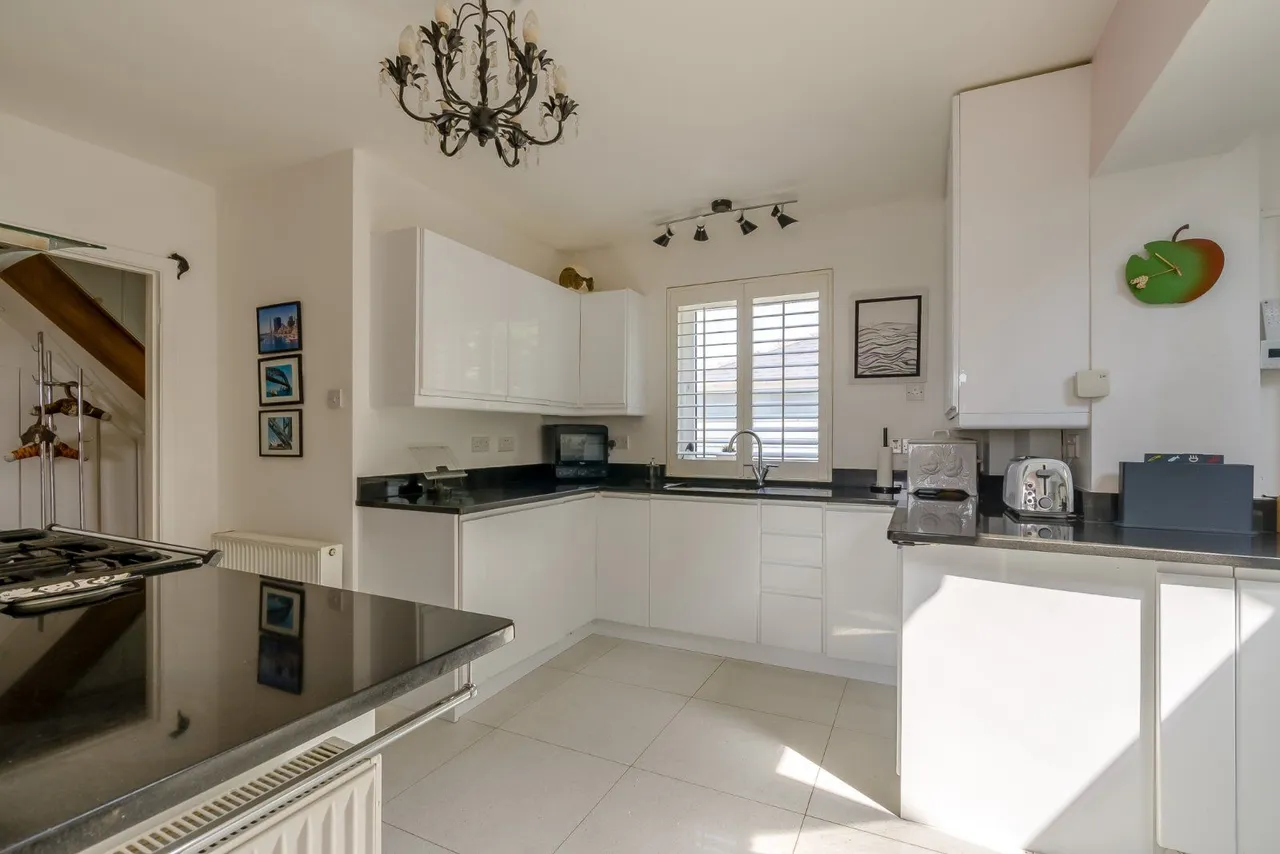 Southdean Close, Middleton On Sea, PO22 7TH, photo 10