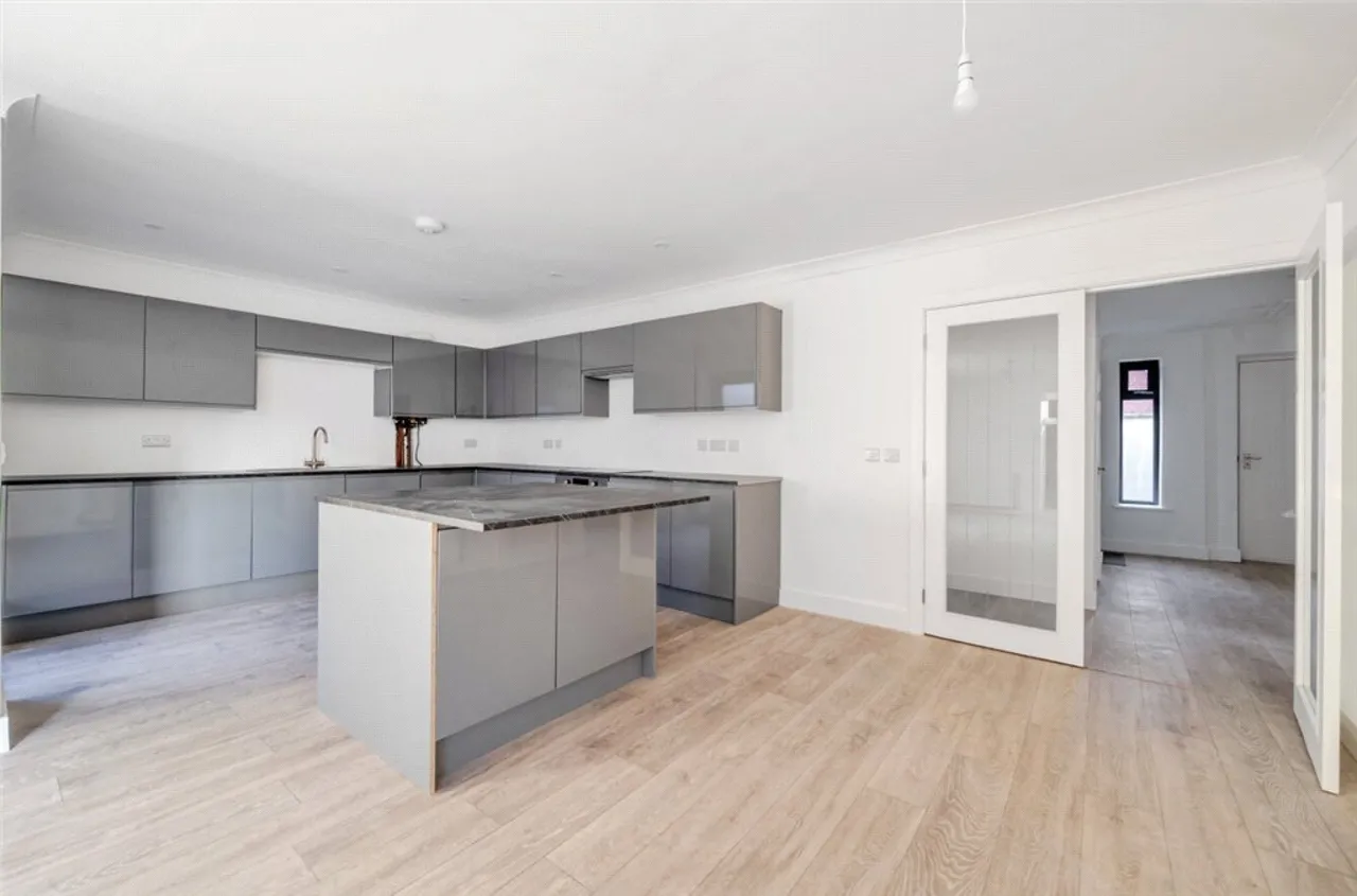 Slab Lane, West Wellow, SO51, photo 9