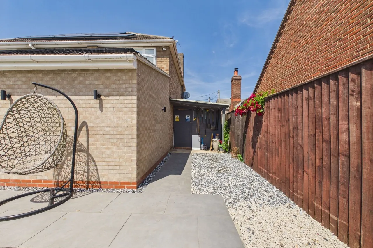 Town Drove, Quadring, PE11, photo 24