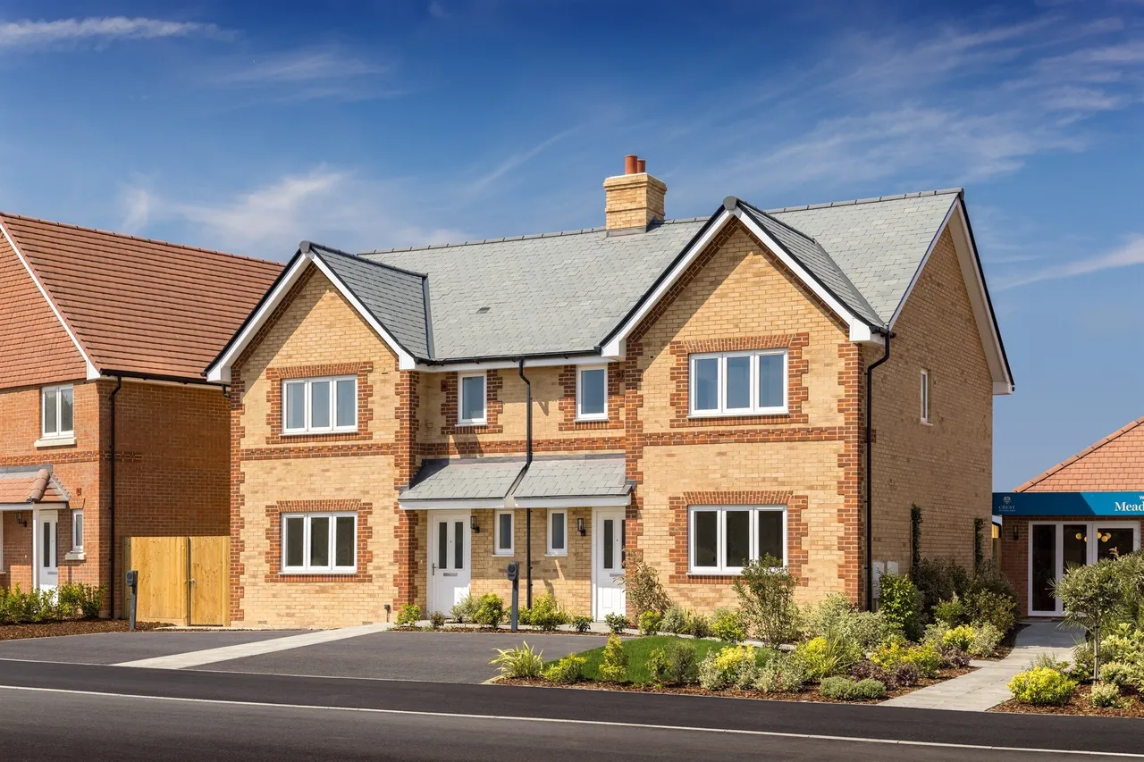 3 bed house for sale — Meadow Views, Hailsham