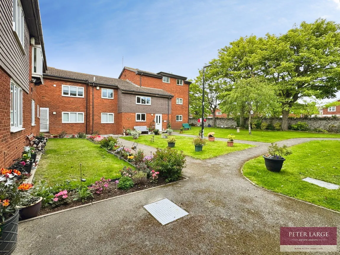 Russell Road, Rhyl, Denbighshire, LL18 3DJ, photo 8