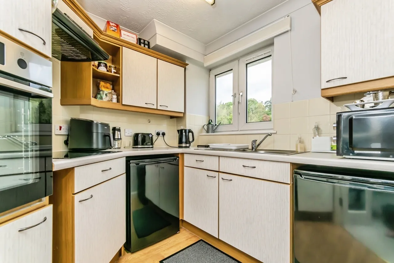 Croydon Road, Caterham, Surrey, CR3, photo 14
