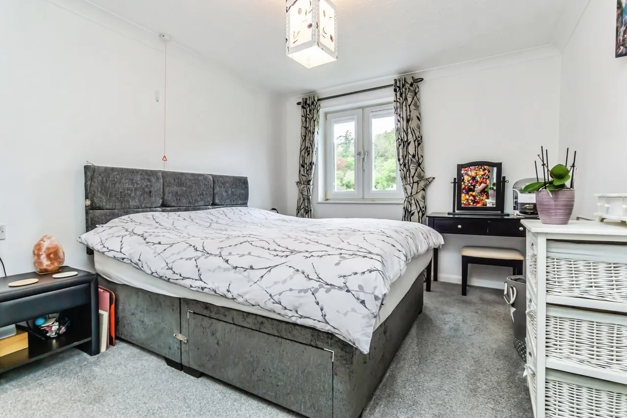 Croydon Road, Caterham, Surrey, CR3, photo 8