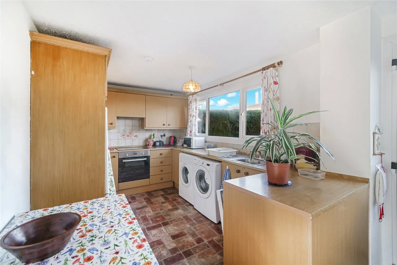 Colonsay, St Leonards, G74, photo 7