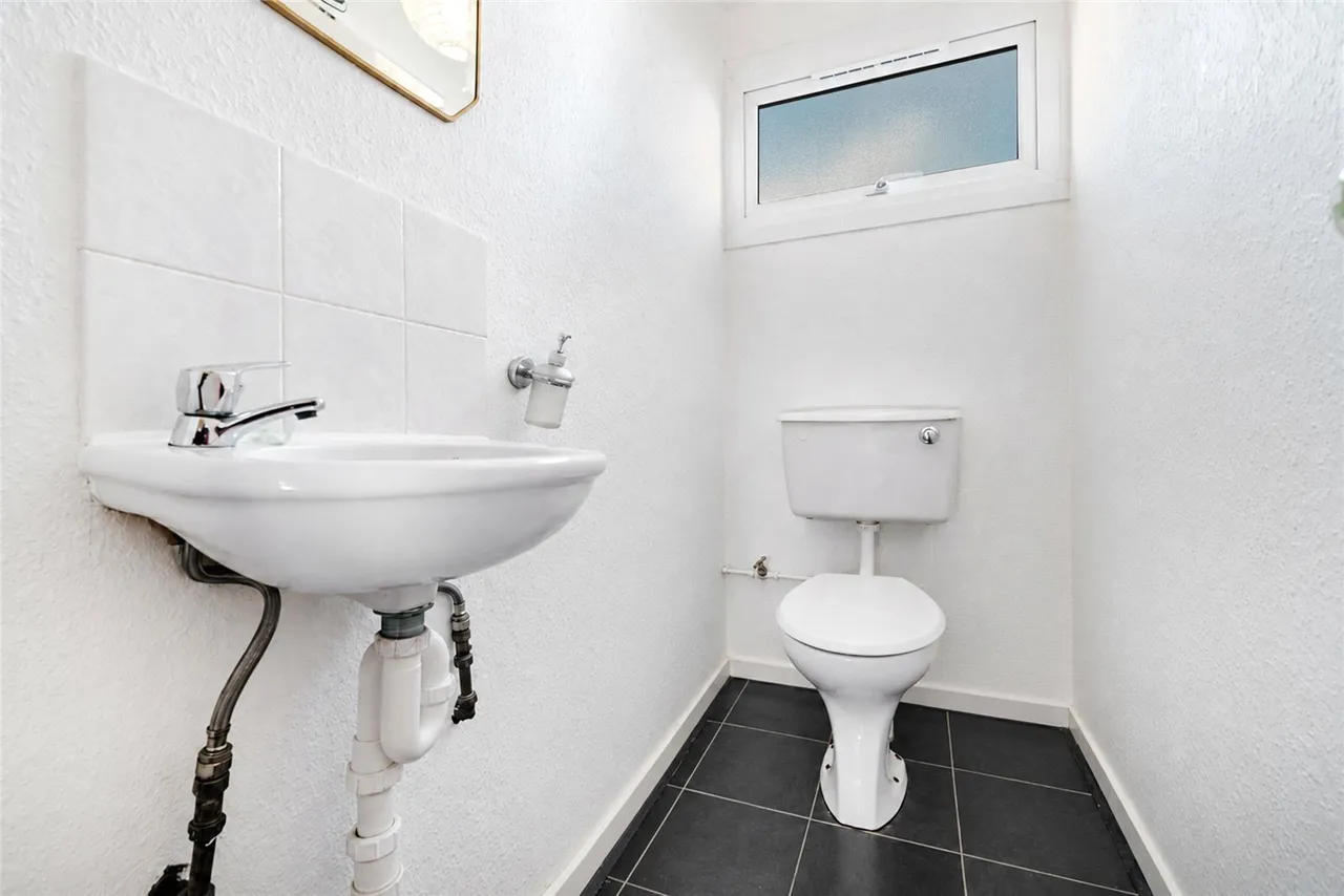 Colonsay, St Leonards, G74, photo 14