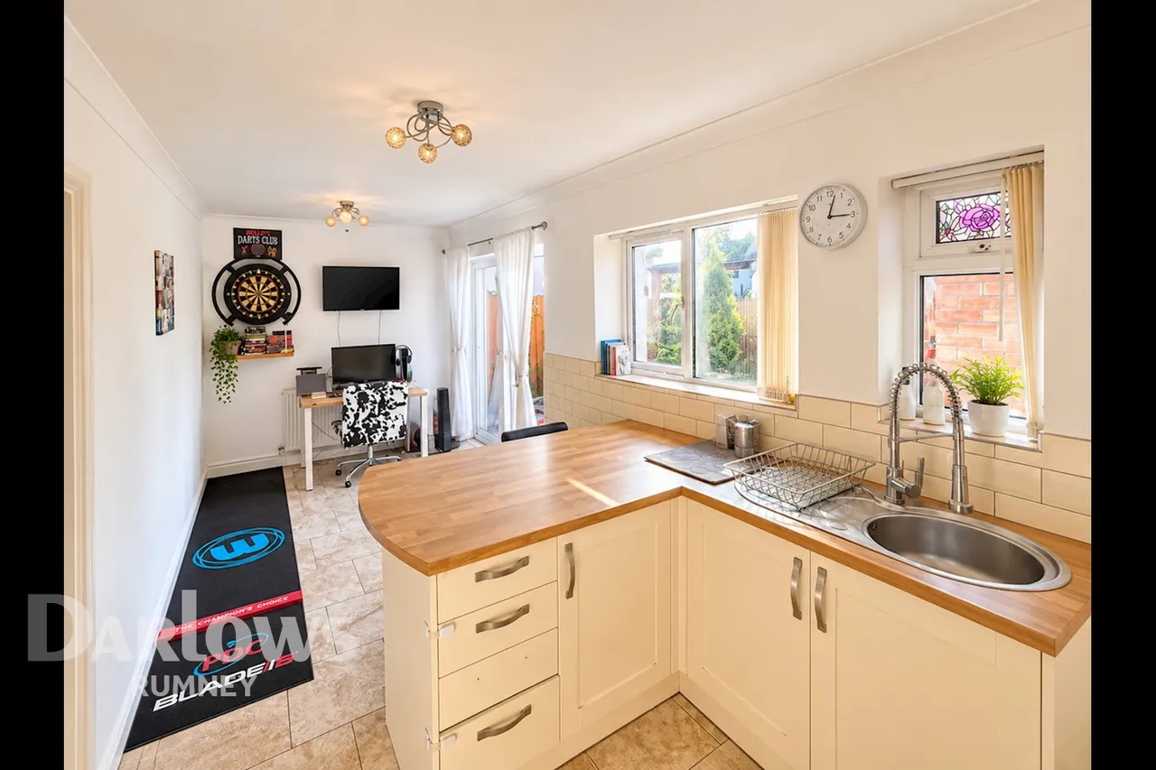 Bridgwater Road, Cardiff, photo 8