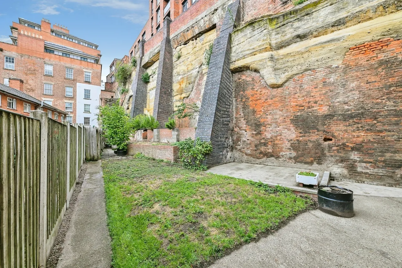 Pemberton Street, Nottingham, Nottinghamshire, NG1, photo 3