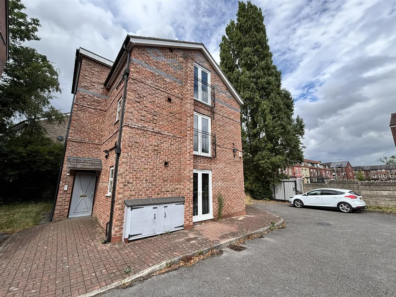 Ladybarn Crescent, Fallowfield, M14, photo 15