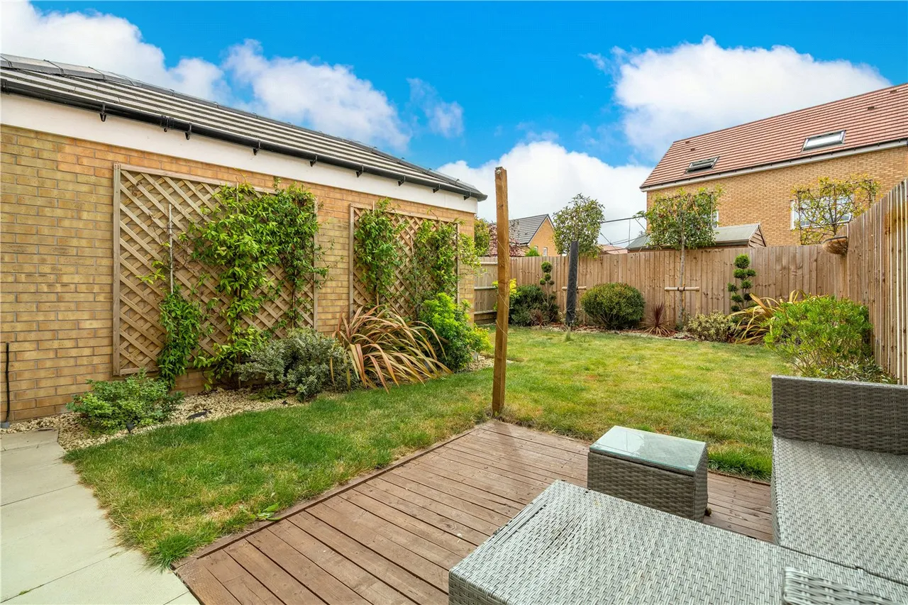 Bates Close, Bourne, Lincolnshire, PE10, photo 6