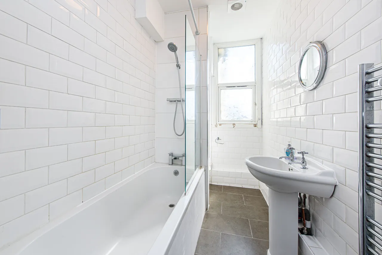London, N12, photo 6