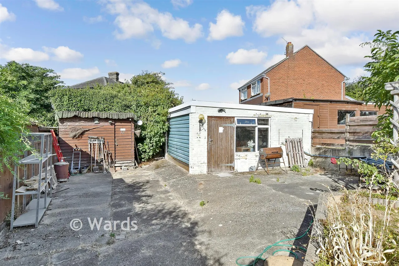 Woodstock Road, Strood, ME2, photo 10