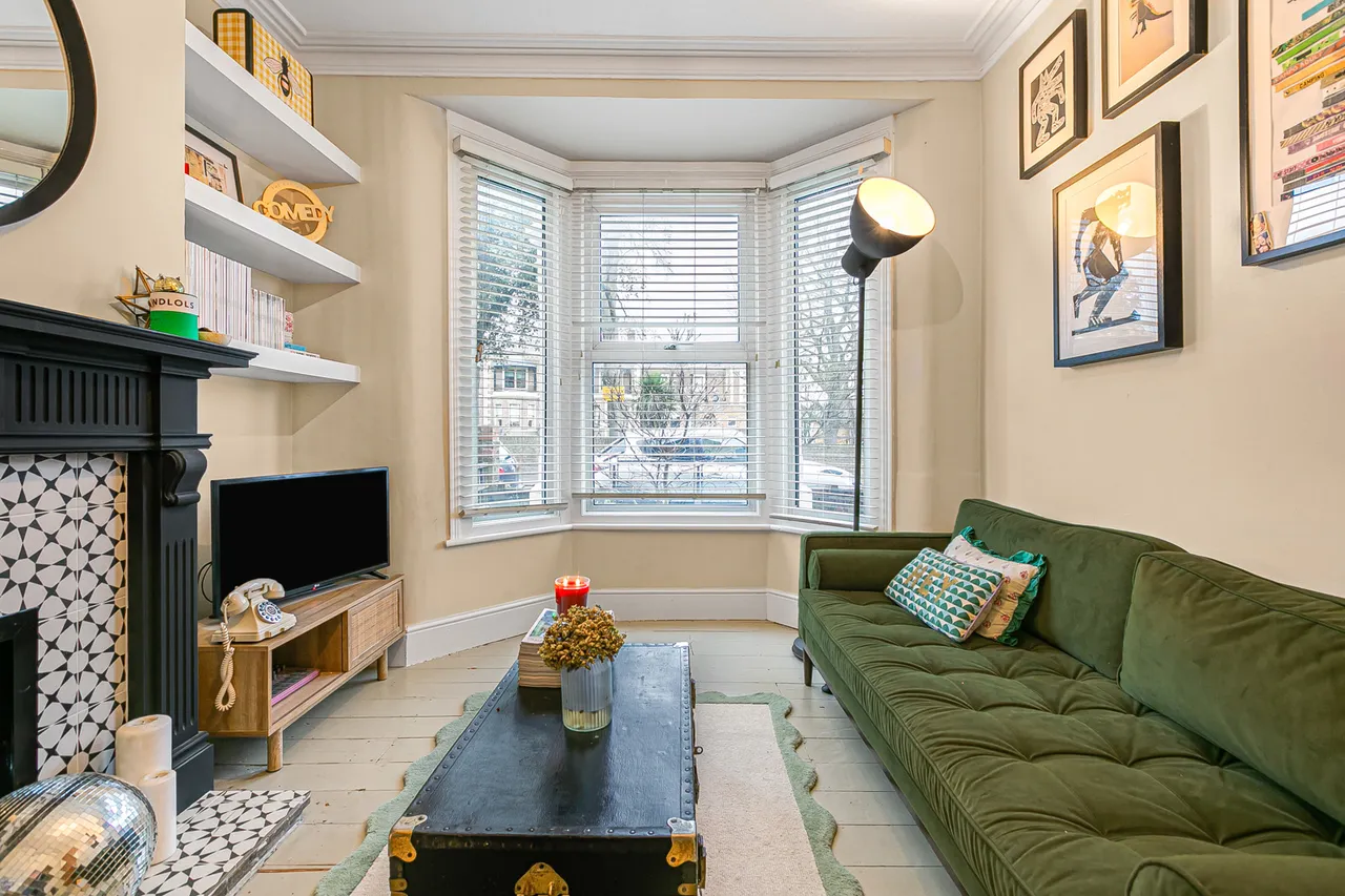 Staines Road, Twickenham, TW2, photo 8