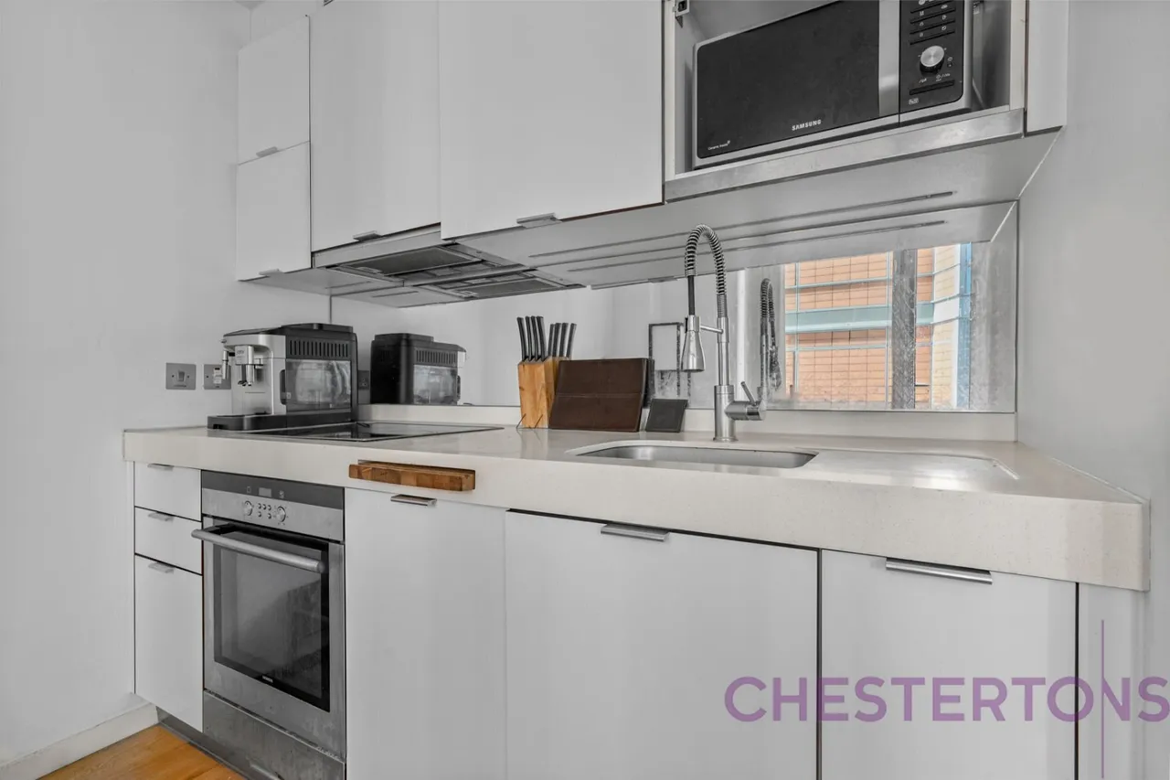 Fairmont Avenue, E14, photo 9