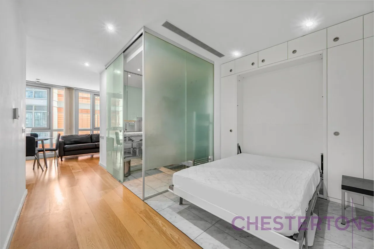 Fairmont Avenue, E14, photo 5