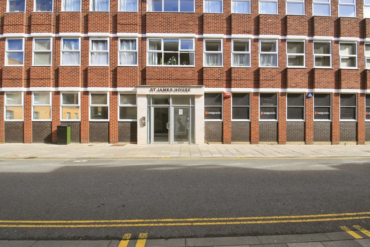 2 bed flat for sale — Priestgate, Peterborough, Cambridgeshire, PE1