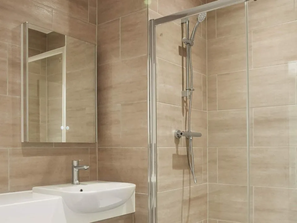 Fleet Road, Fleet, Hampshire, GU51 3QZ, photo 6