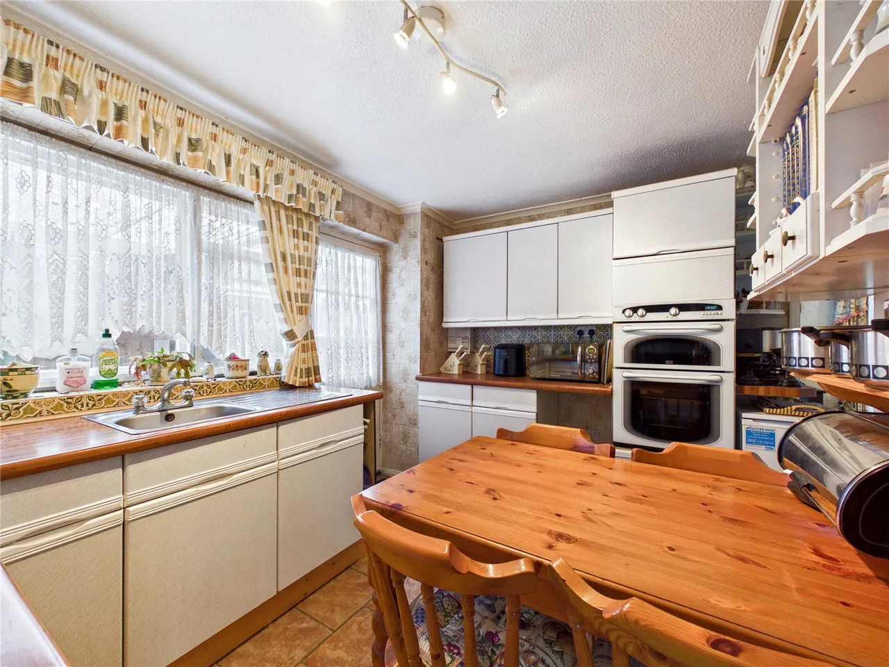 Swan Street, Chappel, CO6, photo 5
