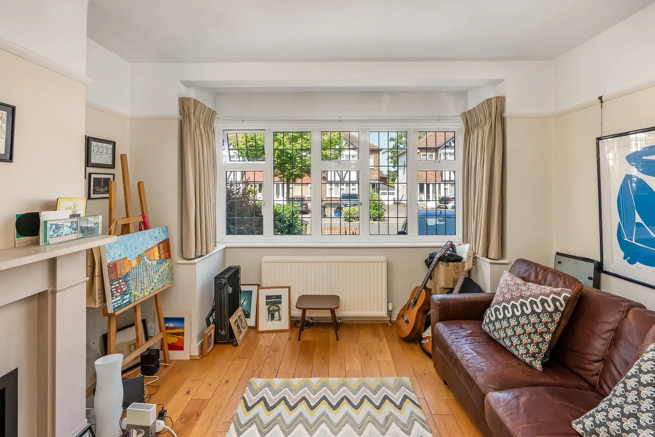 Brackley Square, Woodford Green, IG8, photo 39