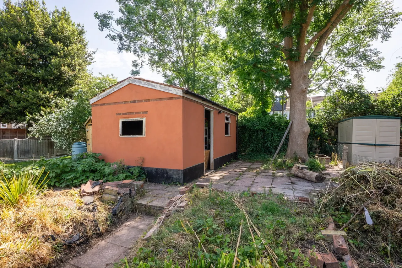 Brackley Square, Woodford Green, IG8, photo 33