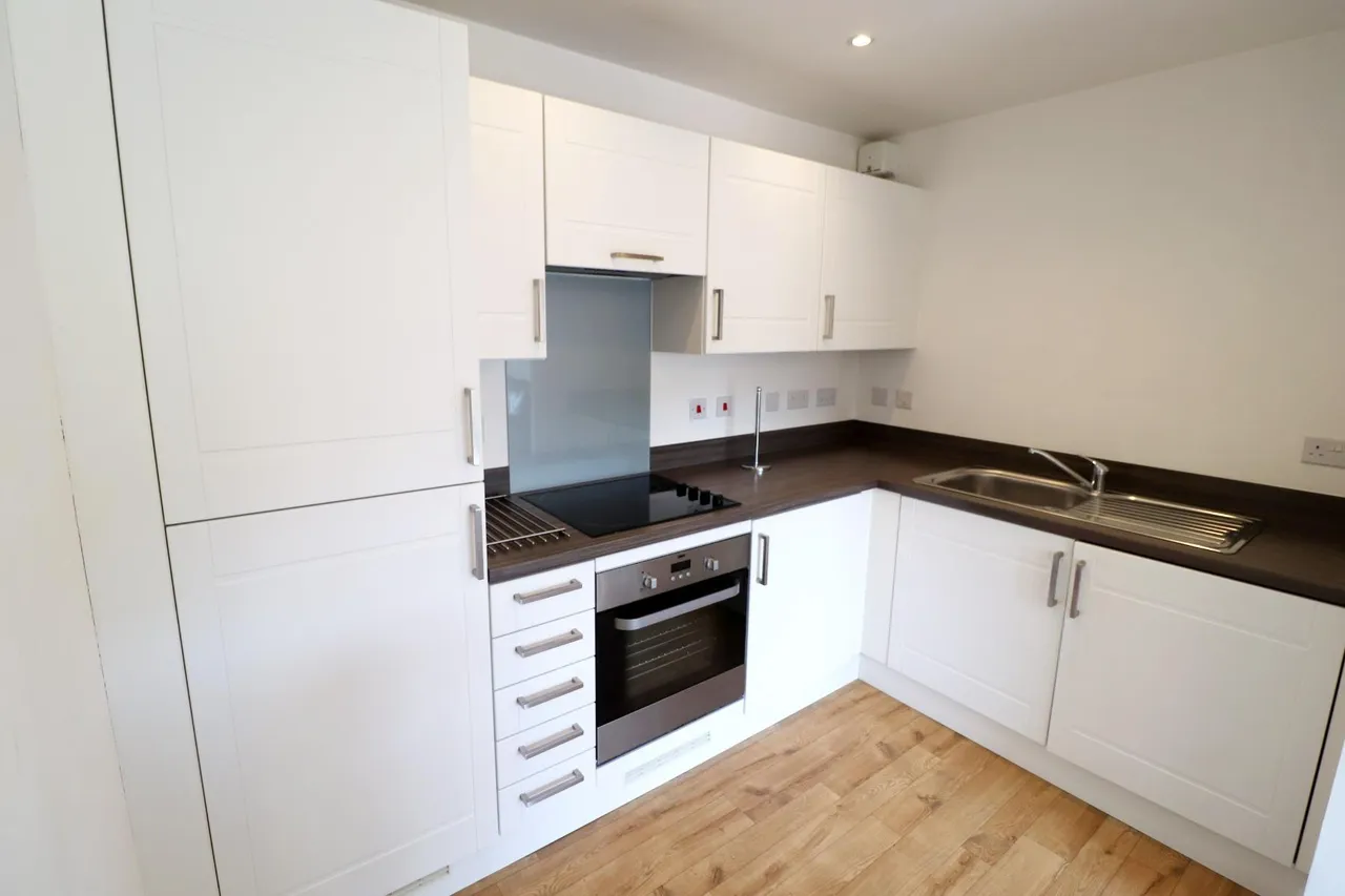 Heol Gruffydd, Rhydyfelin, Pontypridd, CF37, photo 3