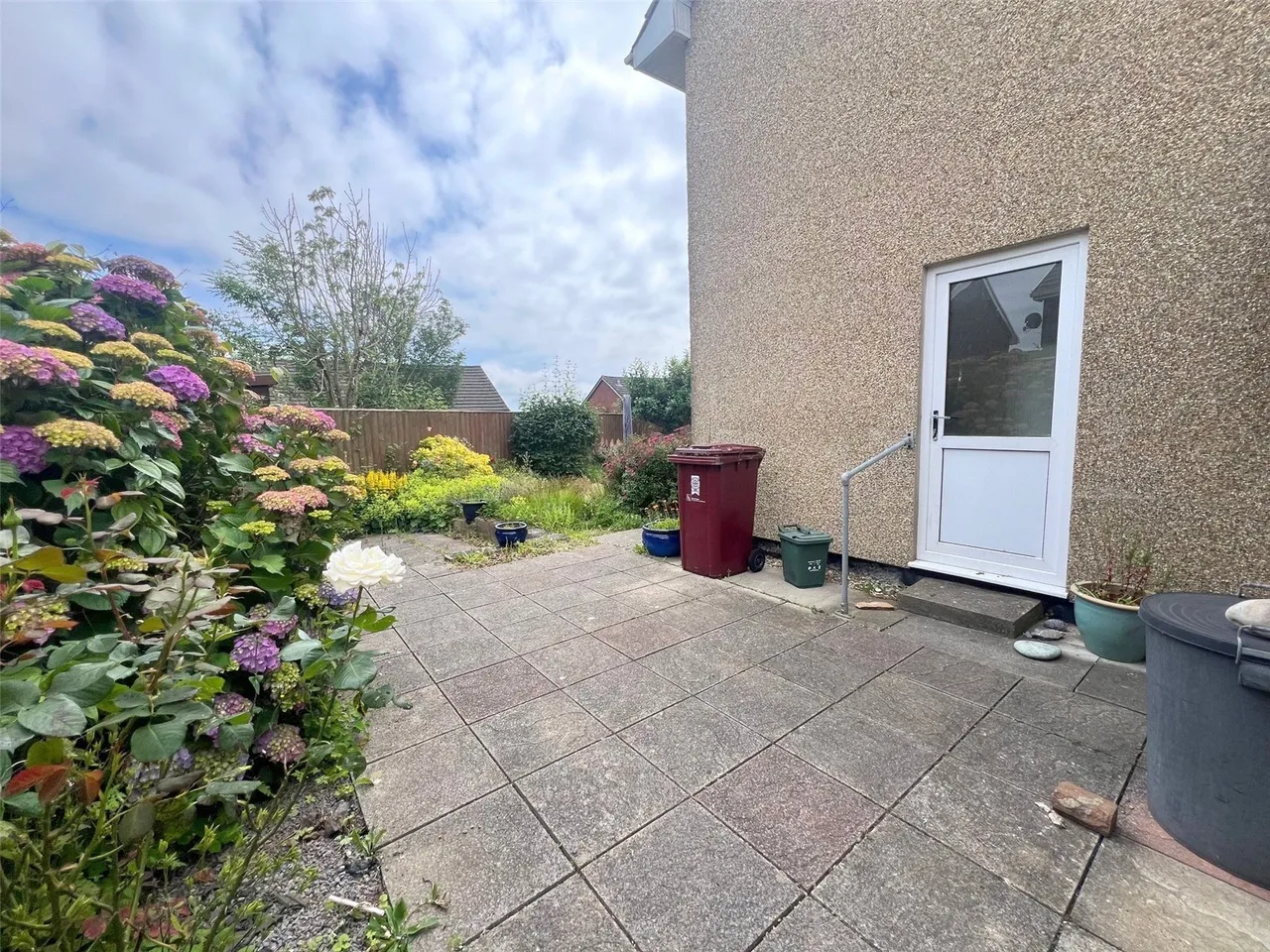 Longfellow Close, Priory Park, SA61, photo 24