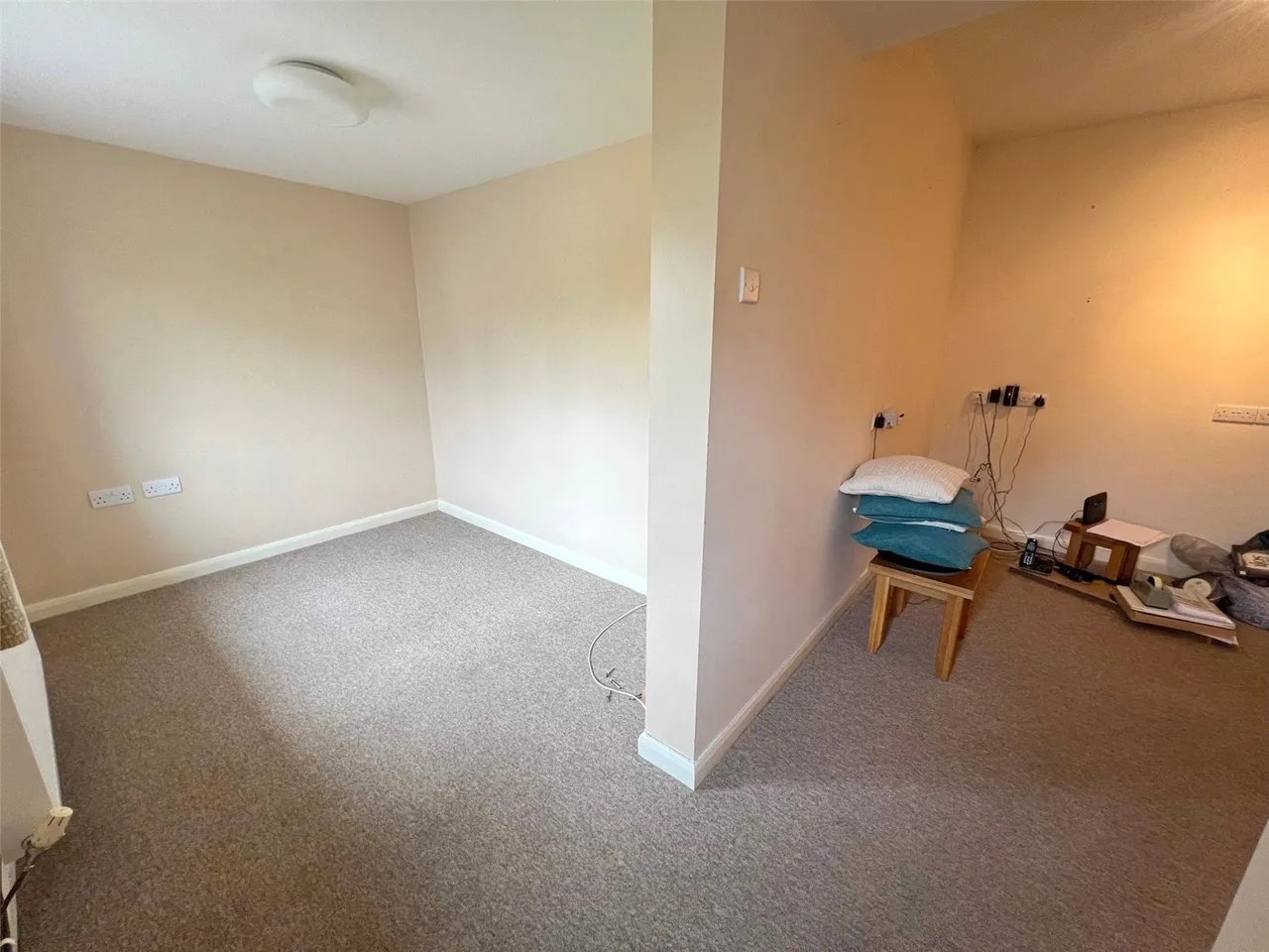 Longfellow Close, Priory Park, SA61, photo 9