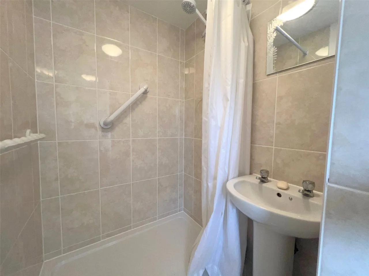 Longfellow Close, Priory Park, SA61, photo 12
