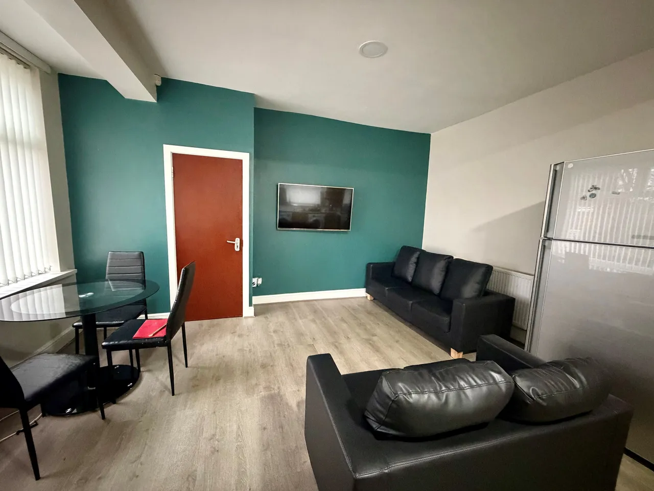 Kippax Street, Rusholme, M14, photo 4
