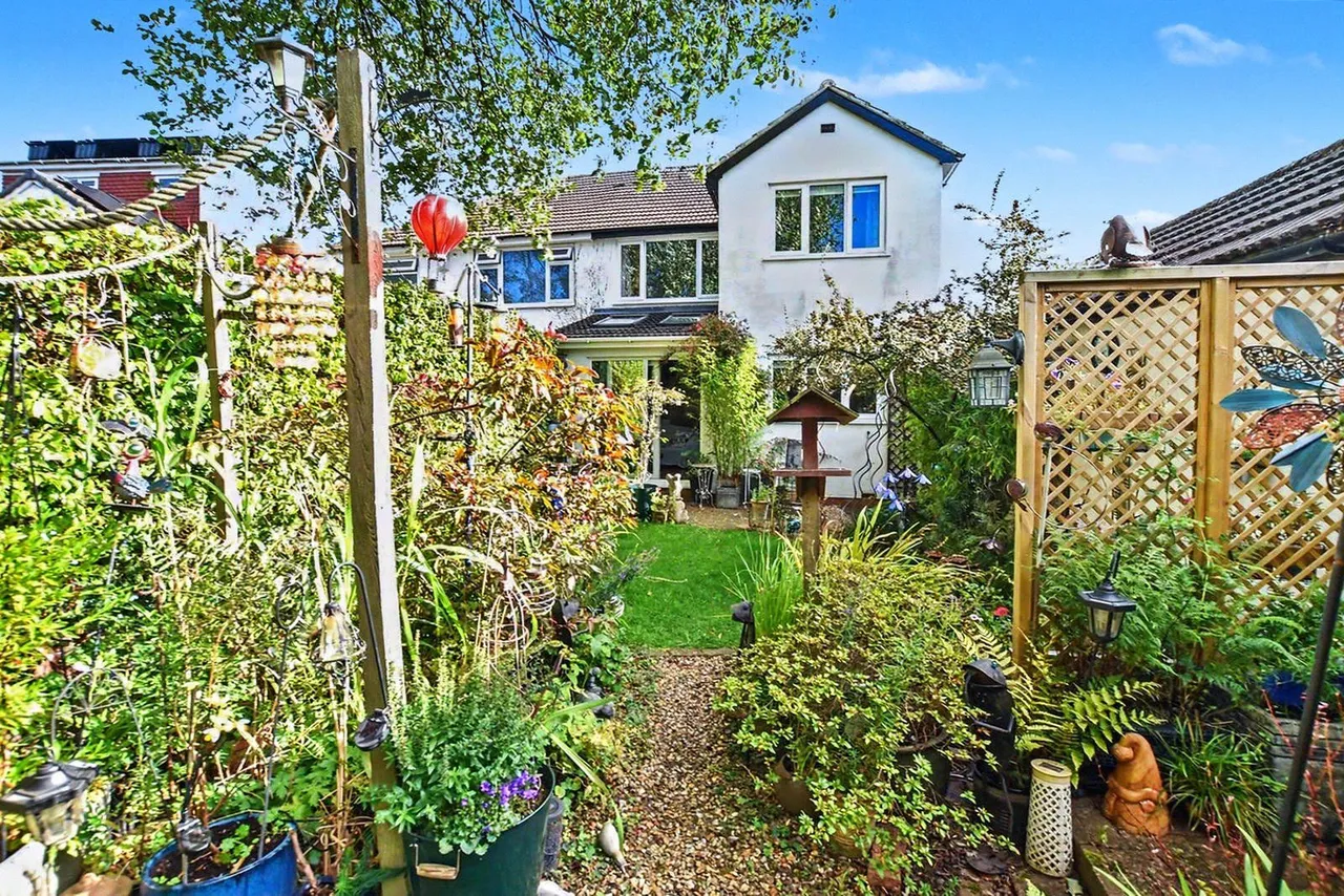 Ringwood Gardens, Leeds, LS14, photo 8