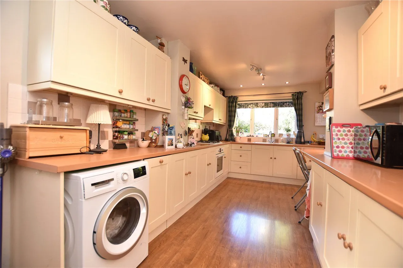Ringwood Gardens, Leeds, LS14, photo 14