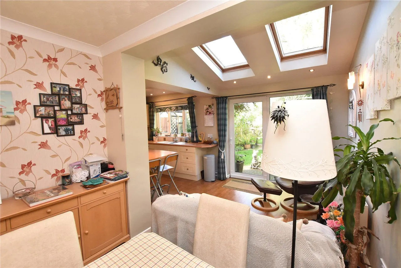 Ringwood Gardens, Leeds, LS14, photo 13