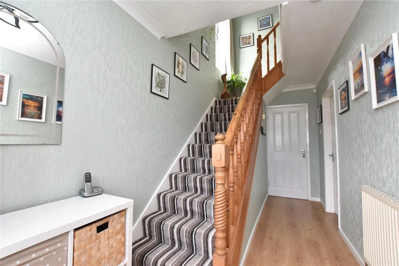Ringwood Gardens, Leeds, LS14, photo 28