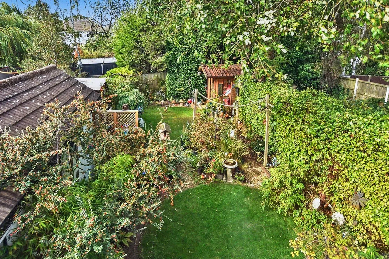 Ringwood Gardens, Leeds, LS14, photo 20