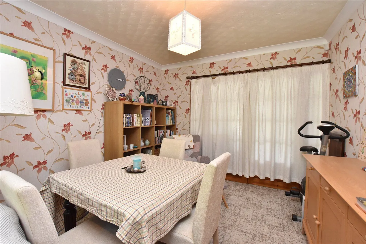 Ringwood Gardens, Leeds, LS14, photo 16