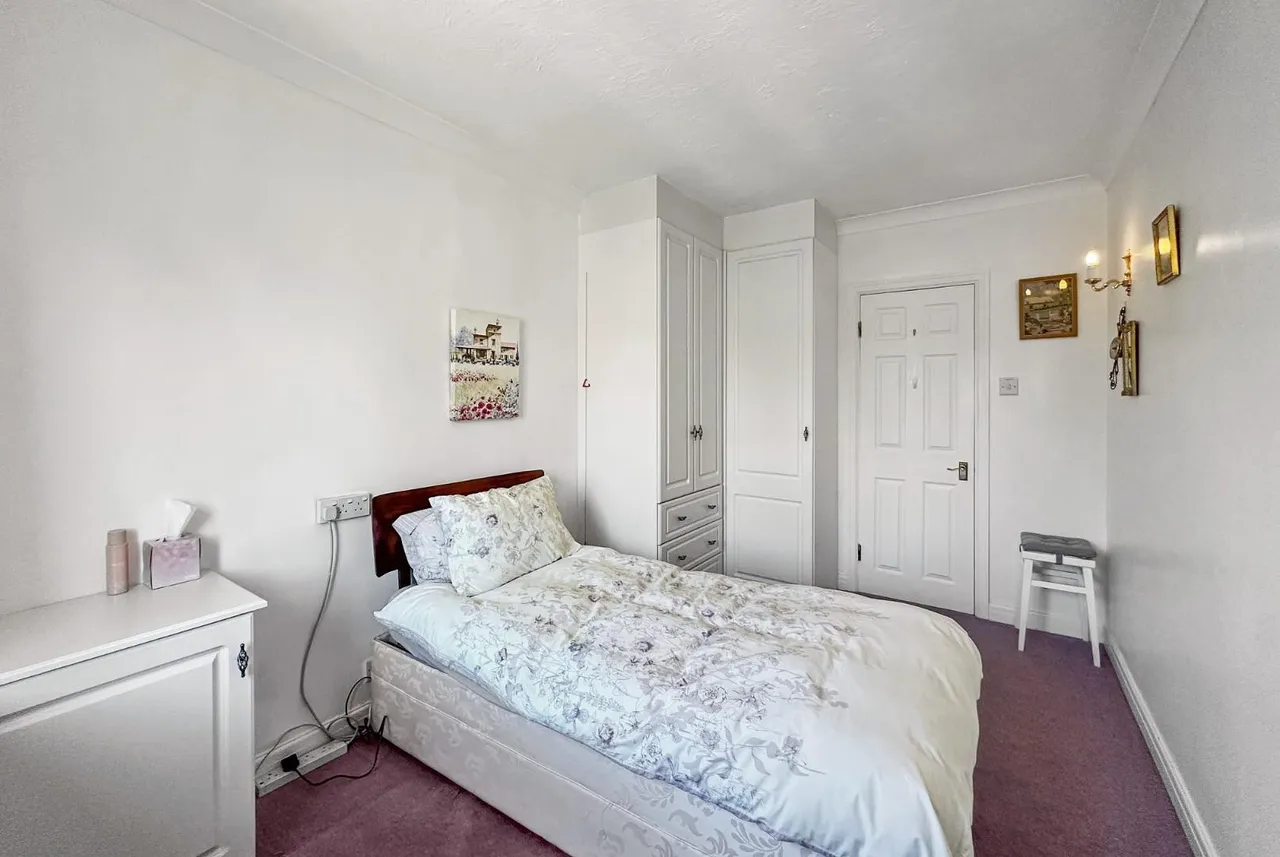 Brown Street, Hale, Cheshire WA14 2EU, photo 7