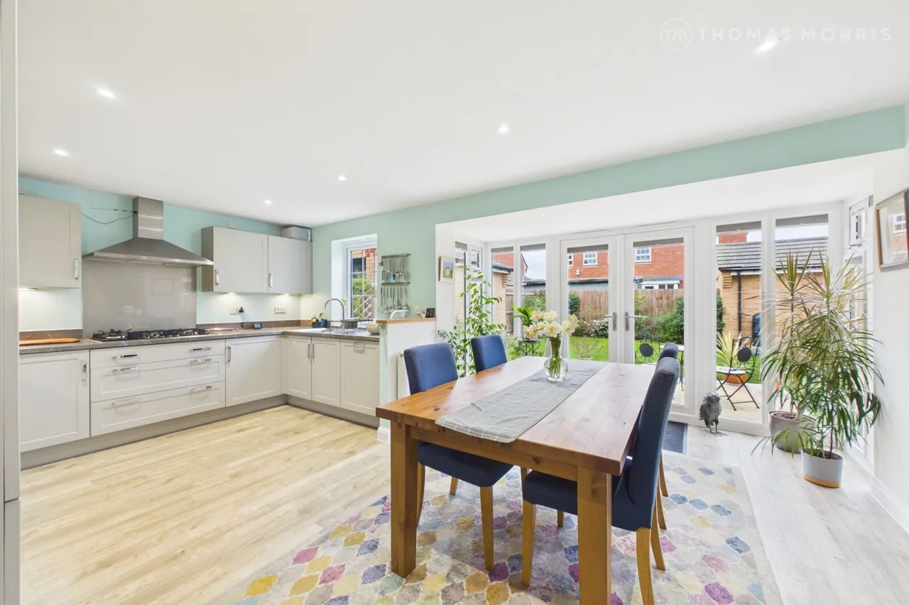 Turnpike Close, Needingworth, PE27, photo 2