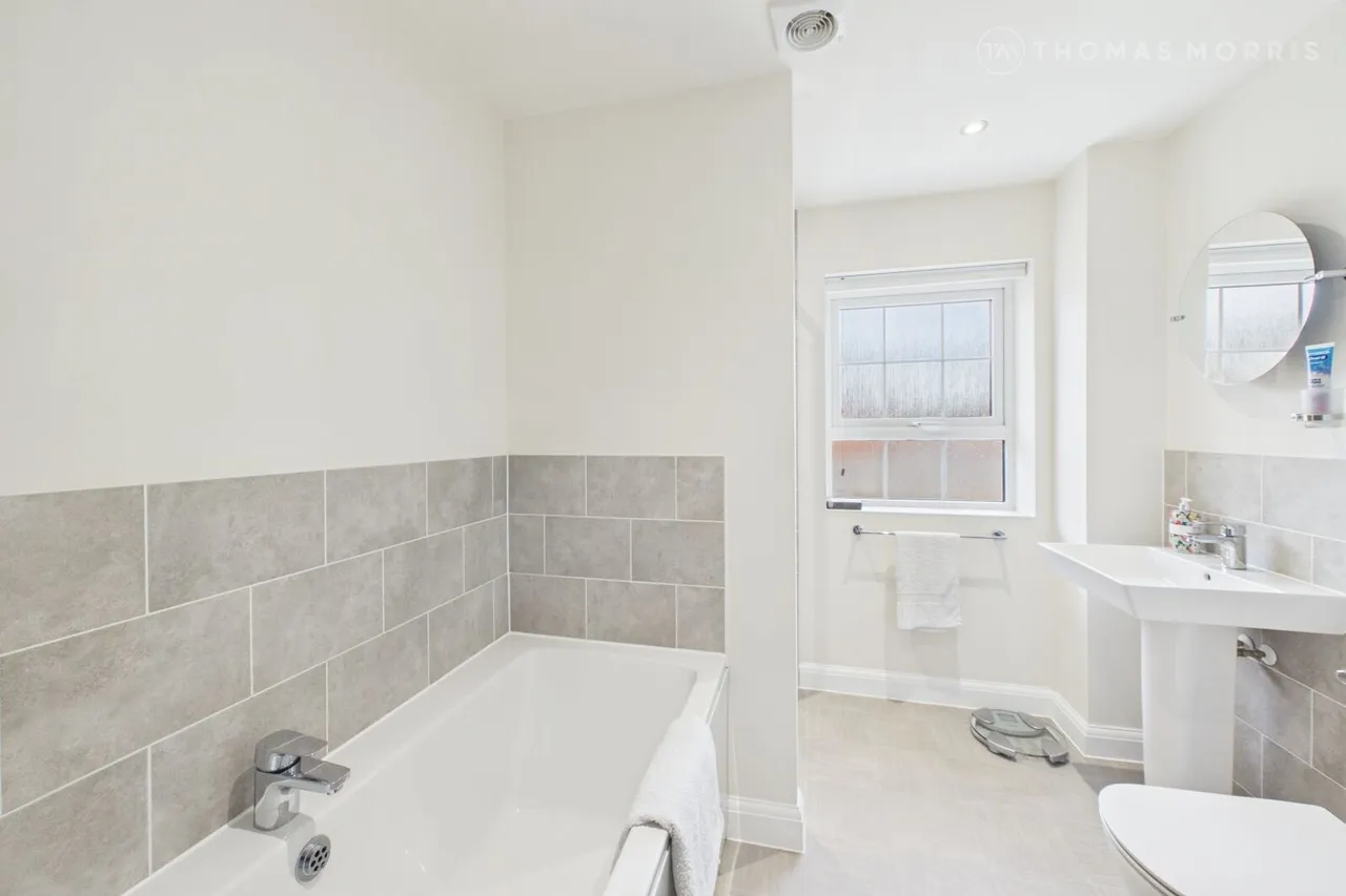 Turnpike Close, Needingworth, PE27, photo 7