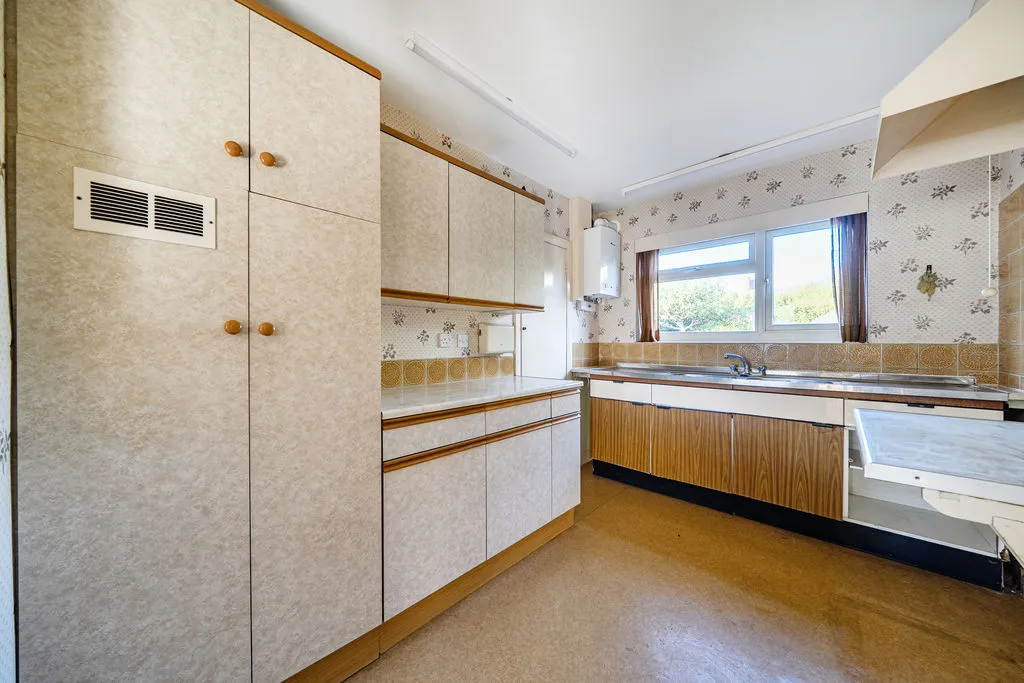 Rosebarn Avenue, Exeter, photo 6