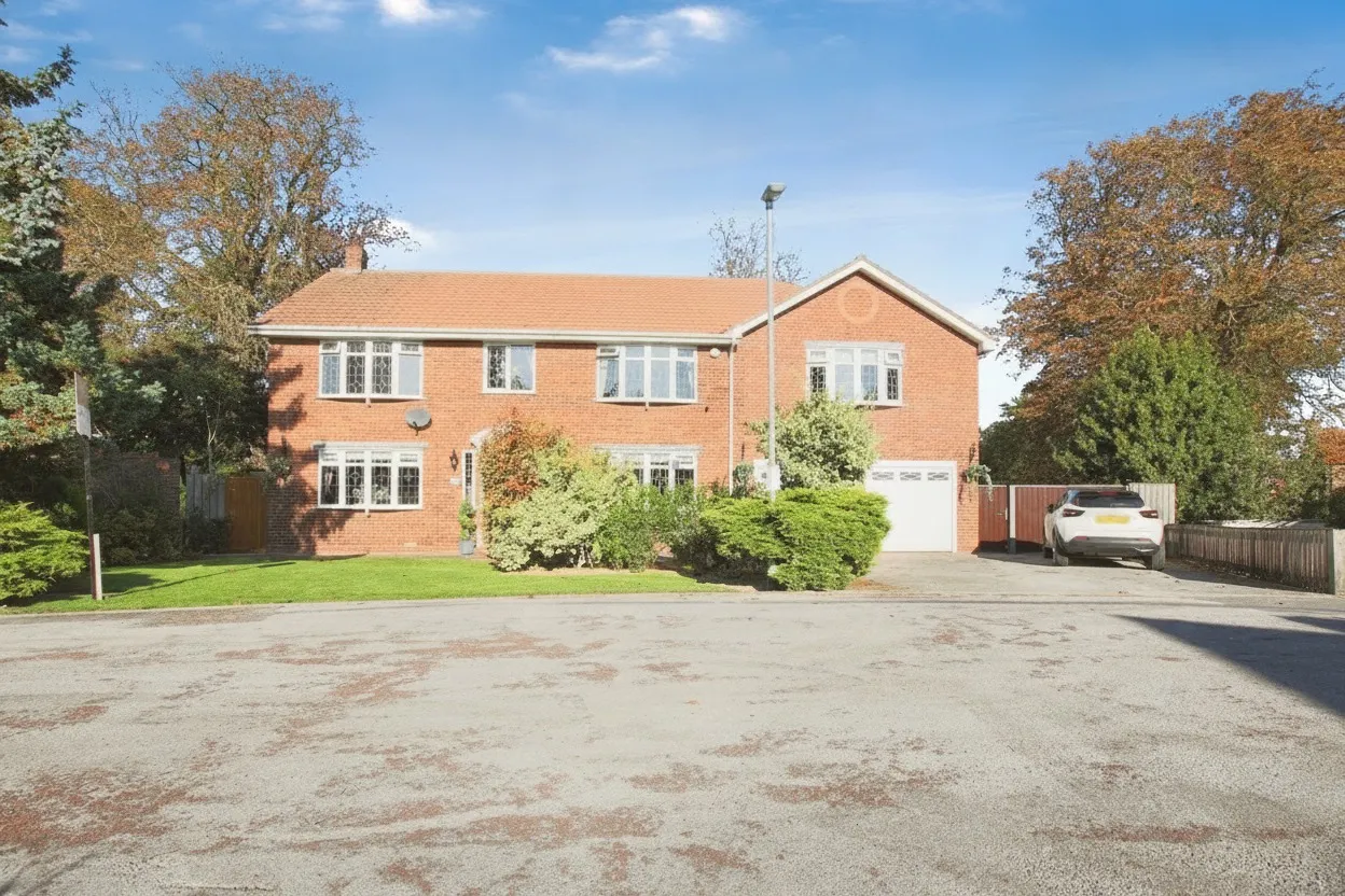 6 bed house for sale, Church View, Patrington, HU12