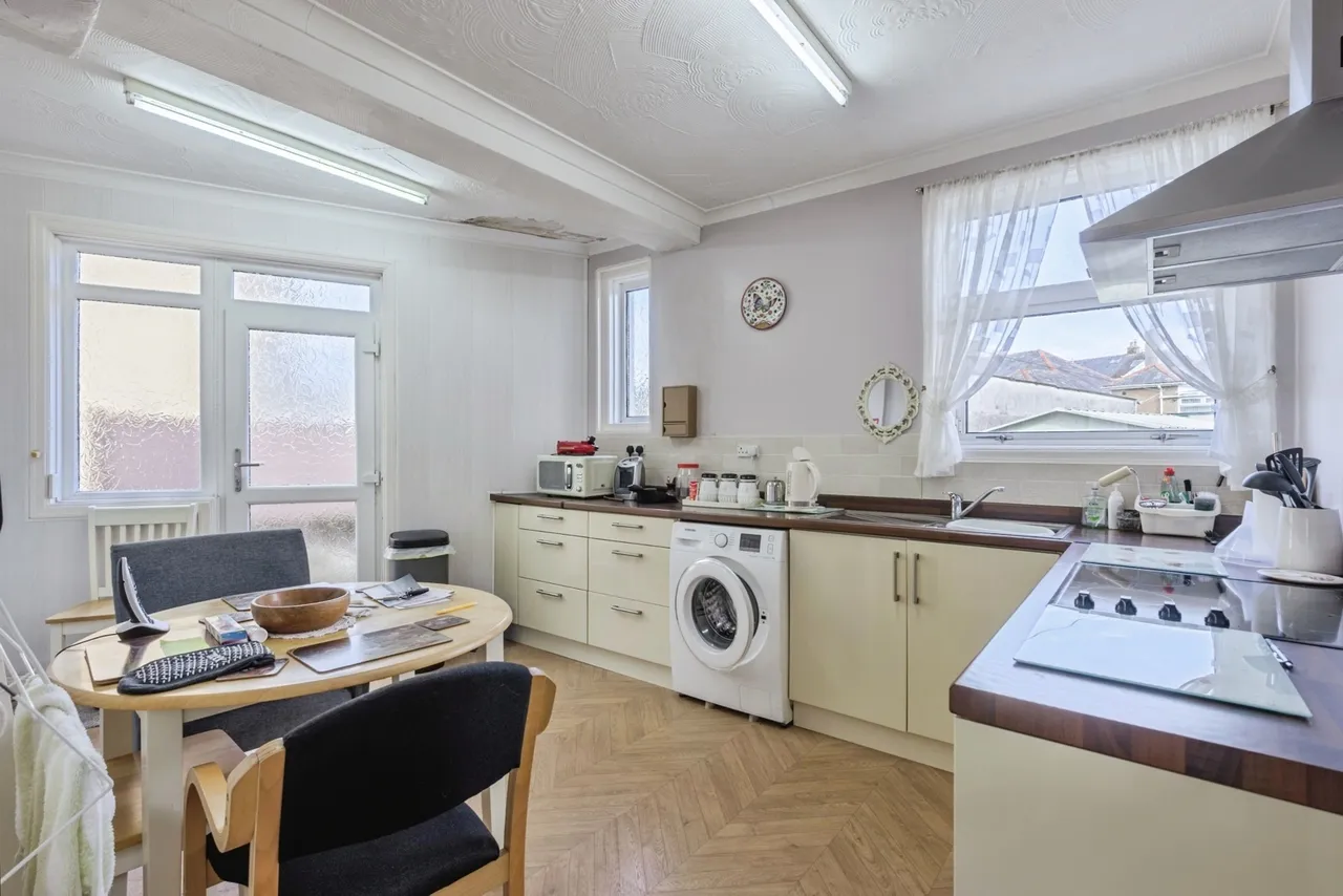 Plaistow Crescent, St Budeaux, PL5, photo 6