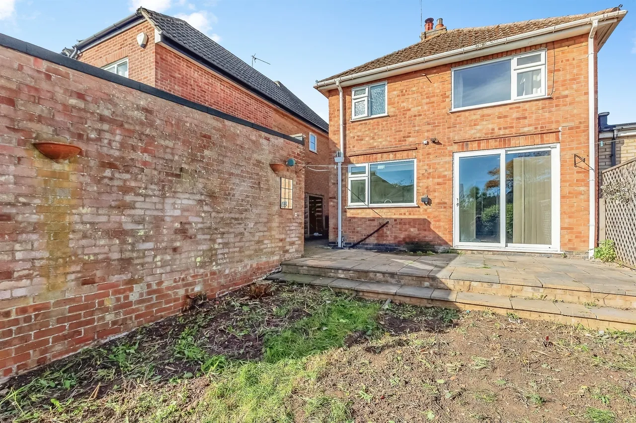 Sutherland Way, Stamford, PE9, photo 25