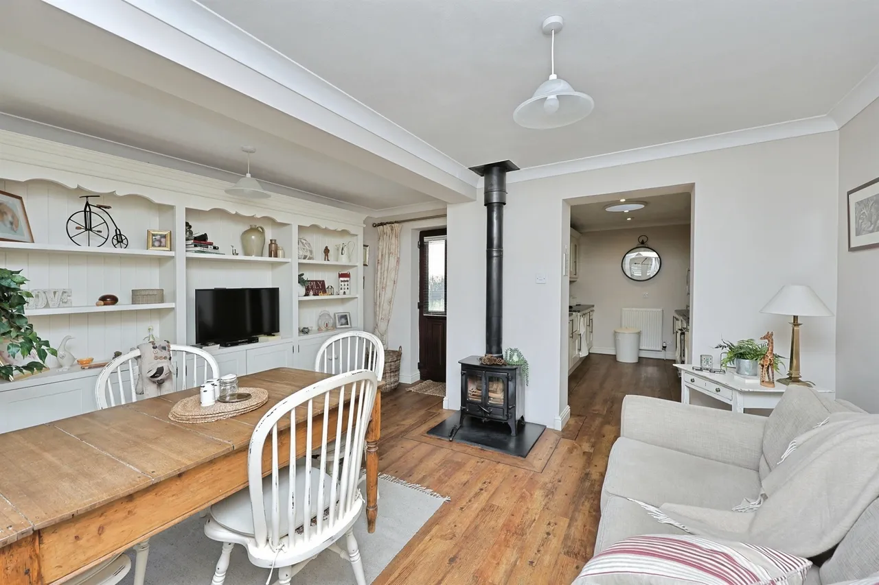 Walnut Close, Foulden, photo 9