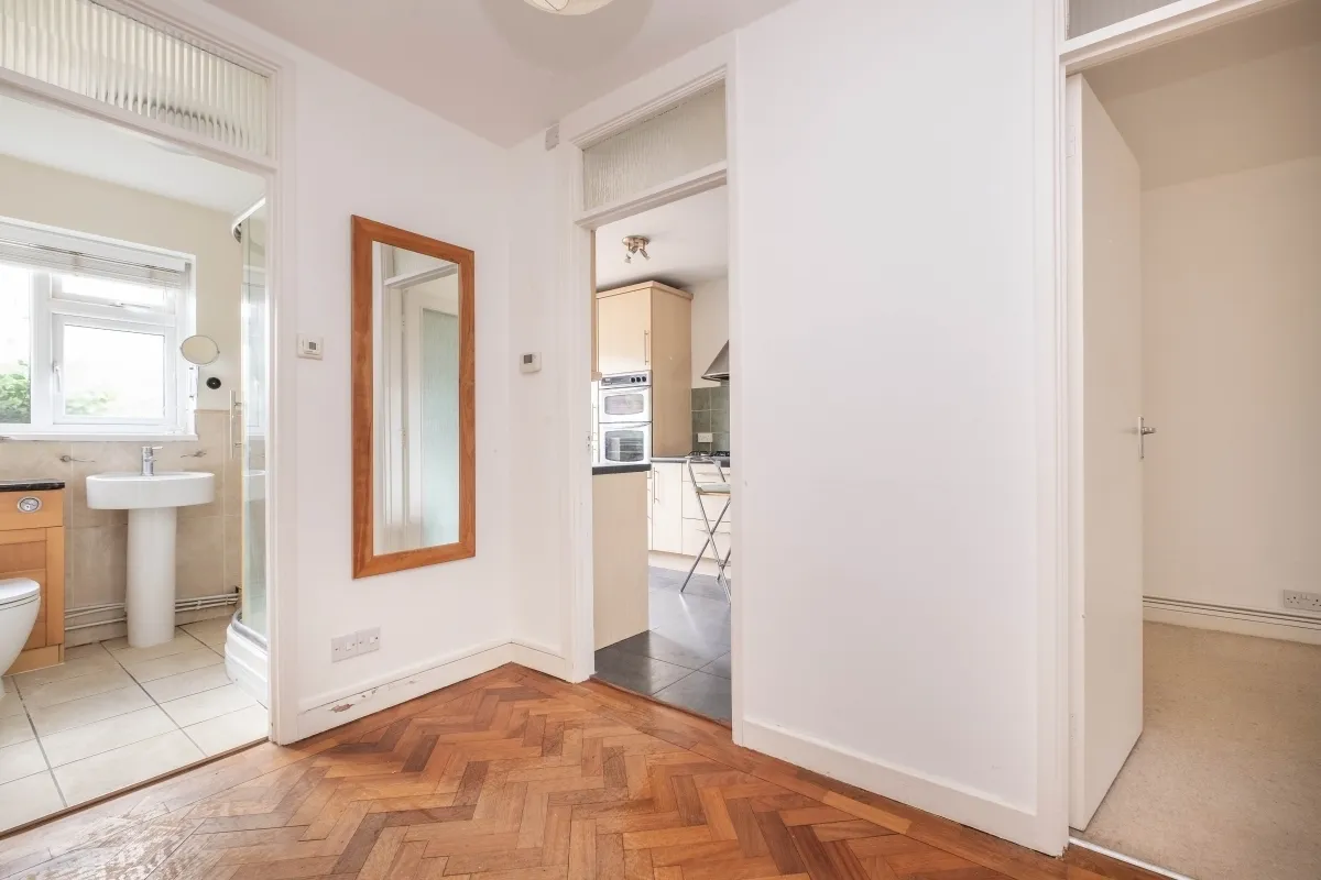 Udney Park Road, Teddington, TW11, photo 4