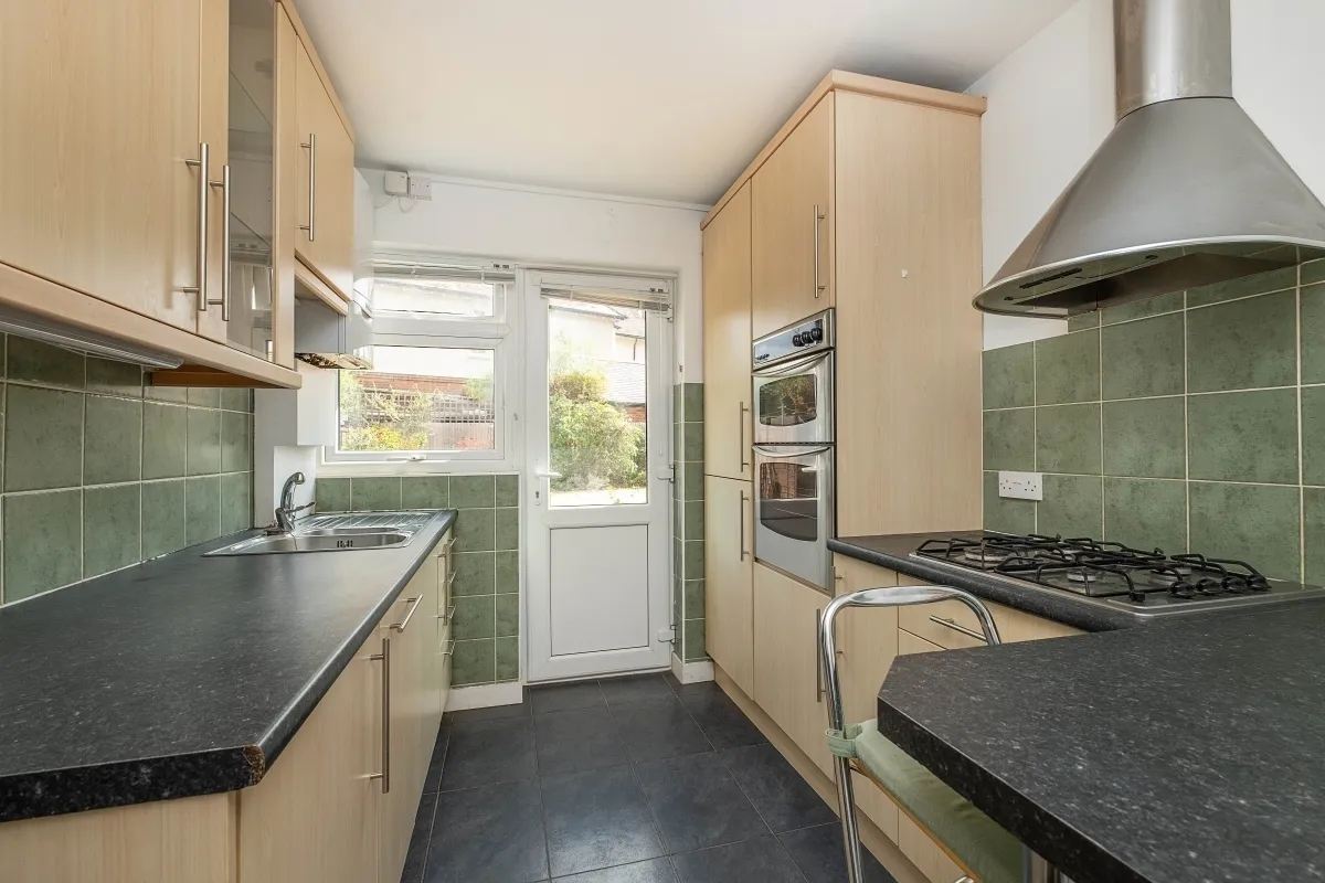 Udney Park Road, Teddington, TW11, photo 6