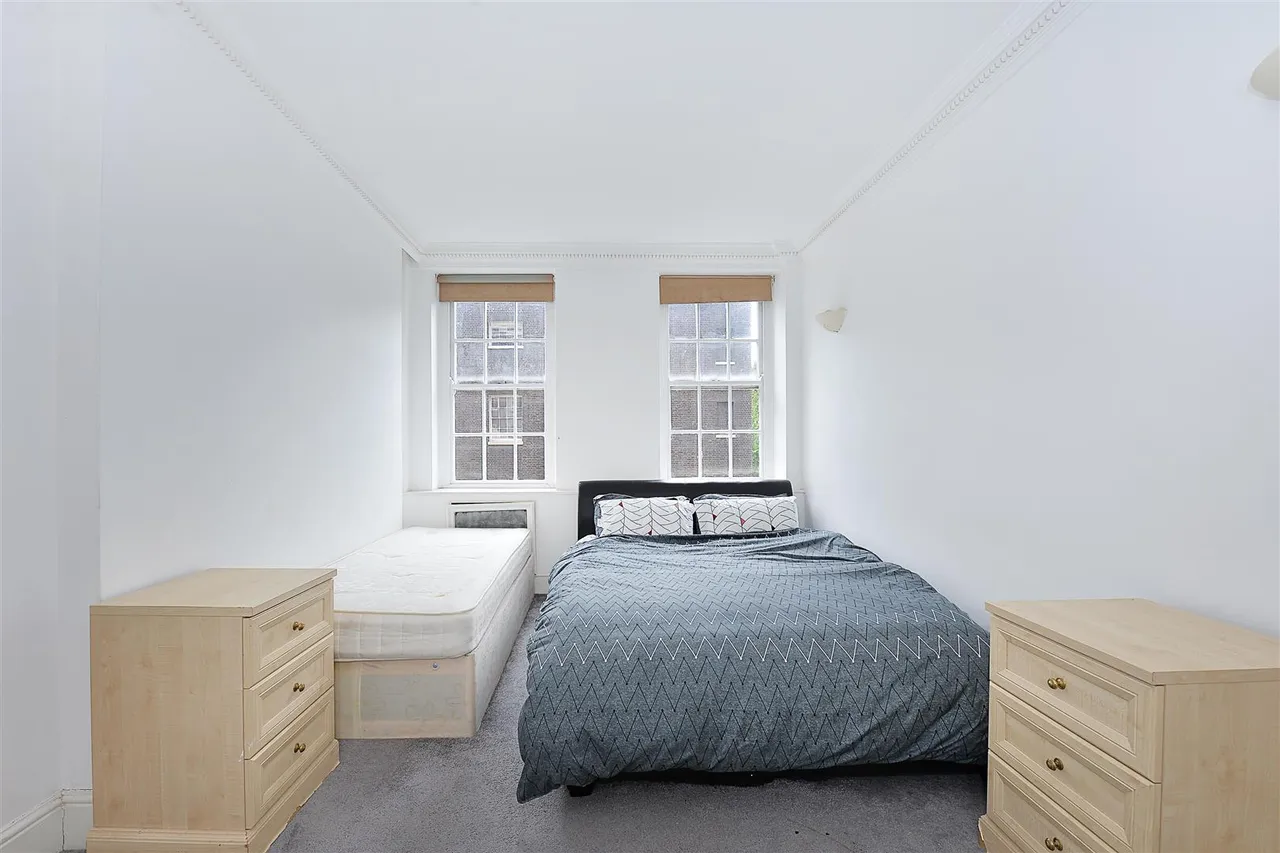 Portman Square, Marylebone, W1H, photo 11